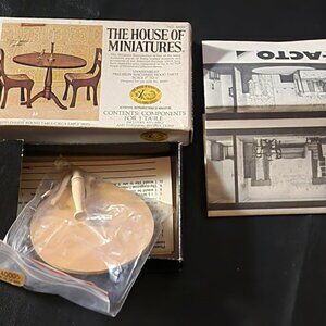 X-Acto The House of Miniatures #40005 Hepplewhite Round Table